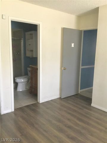 6373 Whippoorwill Way, Las Vegas, NV 89103