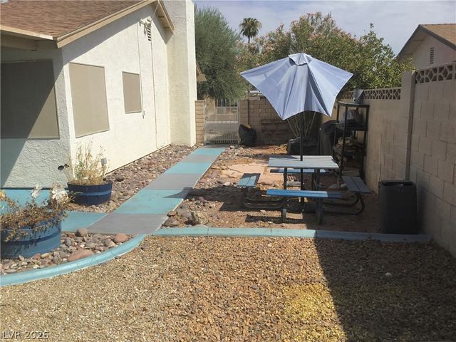 6373 Whippoorwill Way, Las Vegas, NV 89103