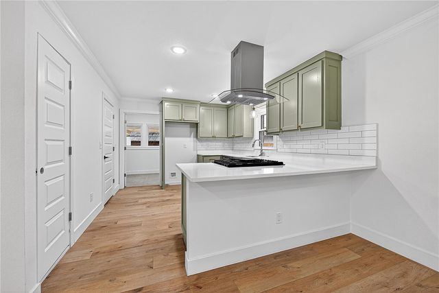 500 N West End Street, Springdale, AR 72764