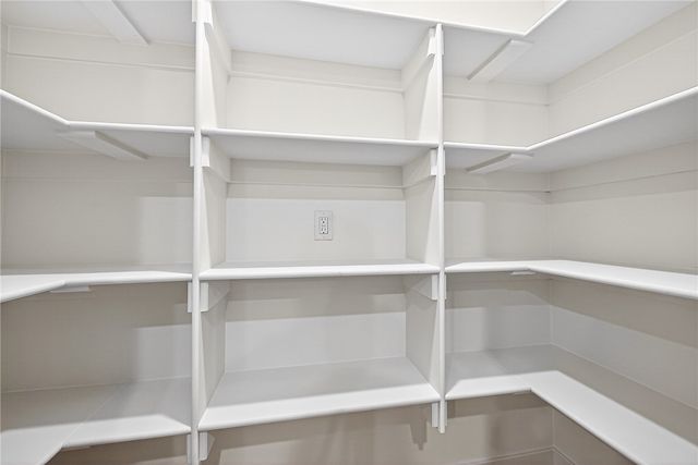 500 N West End Street, Springdale, AR 72764