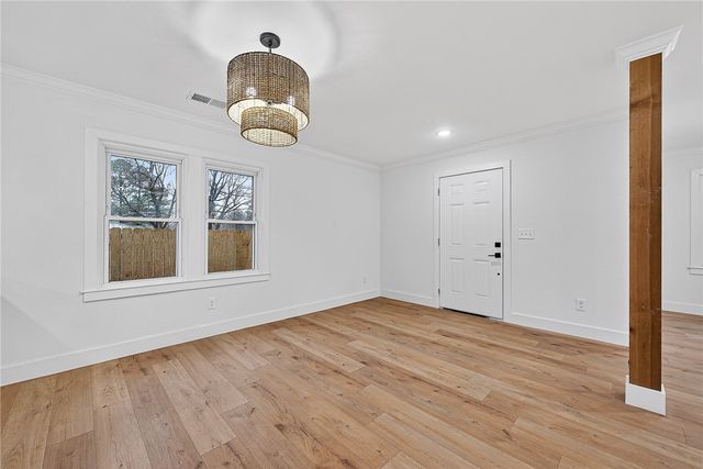 500 N West End Street, Springdale, AR 72764