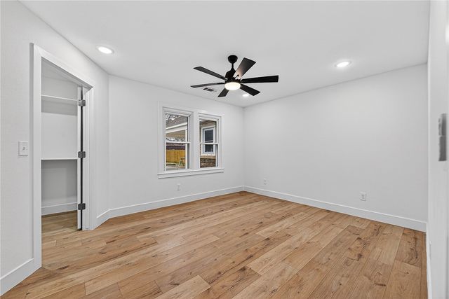 500 N West End Street, Springdale, AR 72764