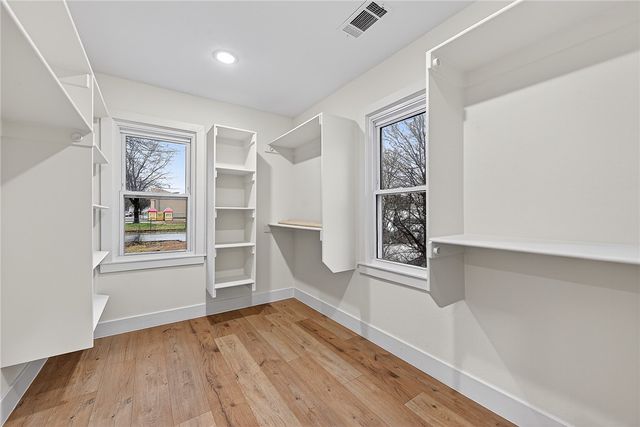 500 N West End Street, Springdale, AR 72764