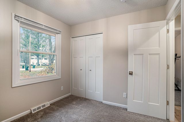 920 Cheboygan Drive, Laketon Twp, MI 49445