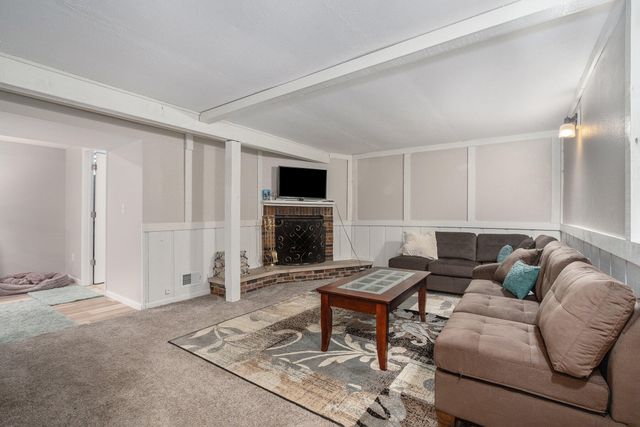 920 Cheboygan Drive, Laketon Twp, MI 49445