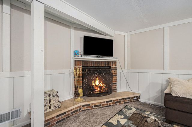 920 Cheboygan Drive, Laketon Twp, MI 49445