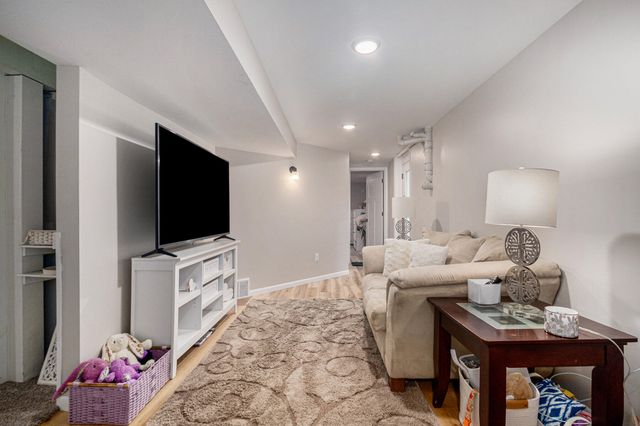 920 Cheboygan Drive, Laketon Twp, MI 49445