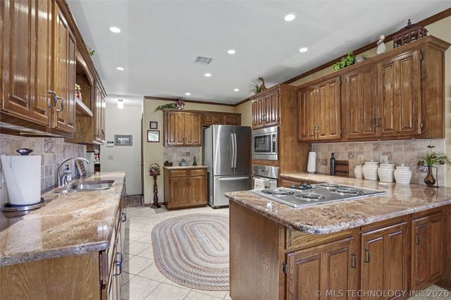 8617 S 71st East Avenue, Tulsa, OK 74133