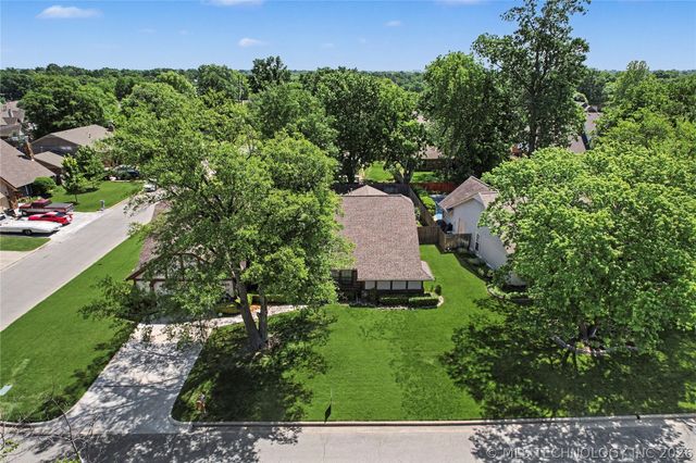 8617 S 71st East Avenue, Tulsa, OK 74133