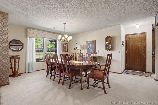 8617 S 71st East Avenue, Tulsa, OK 74133
