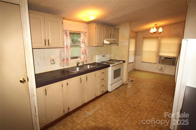 50 McClain Street, York, SC 29745