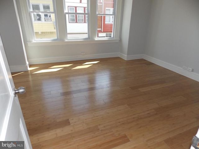 3216 N DOVER ST, Philadelphia, PA 19129