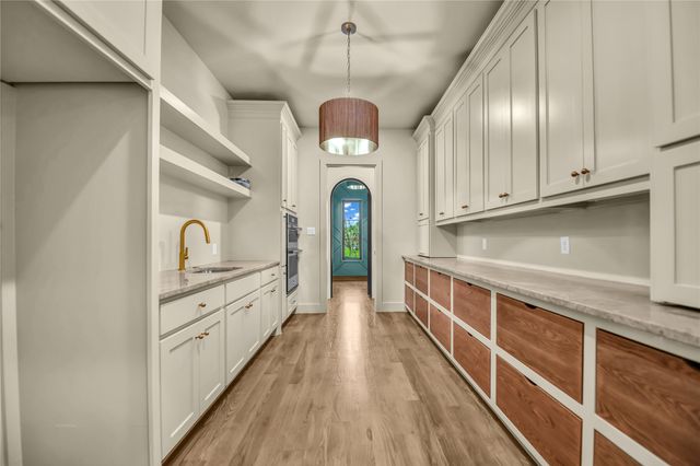 4001 Charleston Peak, Aledo, TX 76008