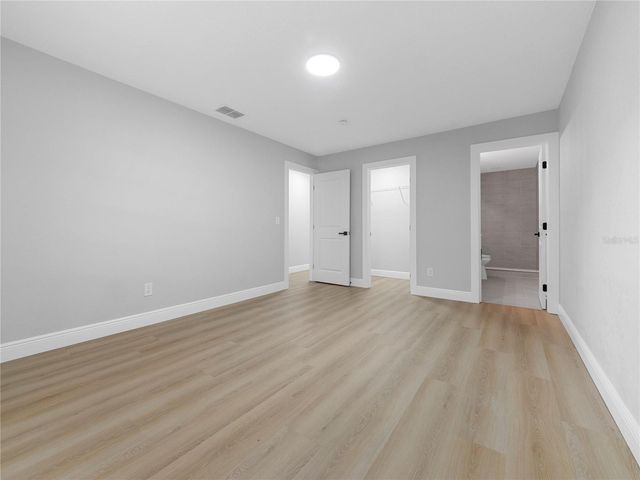 11315 CARROLLWOOD ESTATES DRIVE, Tampa, FL 33618