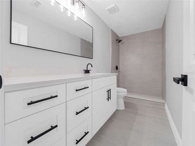 11315 CARROLLWOOD ESTATES DRIVE, Tampa, FL 33618