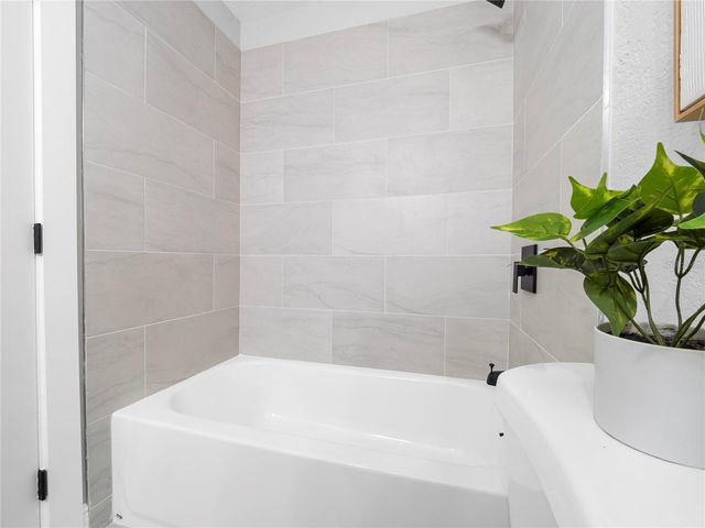 11315 CARROLLWOOD ESTATES DRIVE, Tampa, FL 33618