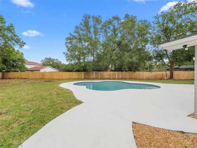 11315 CARROLLWOOD ESTATES DRIVE, Tampa, FL 33618