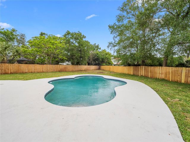 11315 CARROLLWOOD ESTATES DRIVE, Tampa, FL 33618