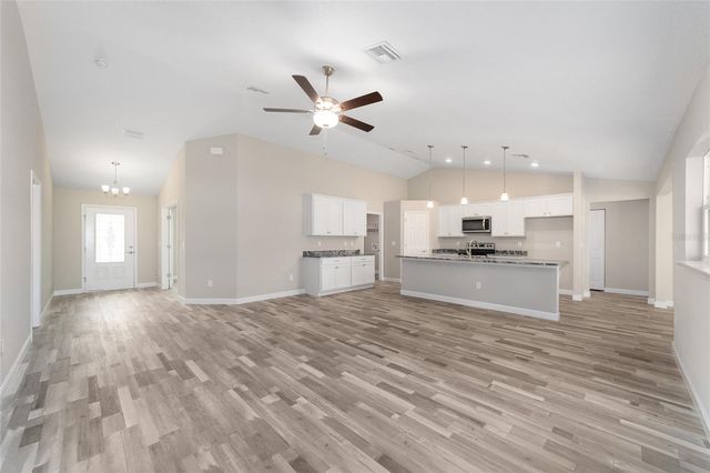 5810 SW 115TH STREET ROAD, Ocala, FL 34476