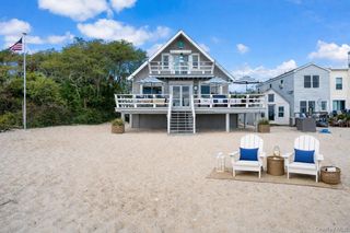 23 Scallop Lane, South Jamesport, NY 11970