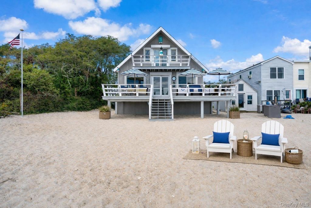 23 Scallop Lane, South Jamesport, NY 11970