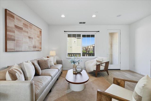 3868 Fiano, Fremont, CA 94555