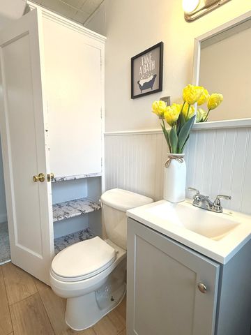 5053 Fremont Avenue N, Minneapolis, MN 55430