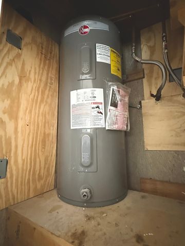 5053 Fremont Avenue N, Minneapolis, MN 55430