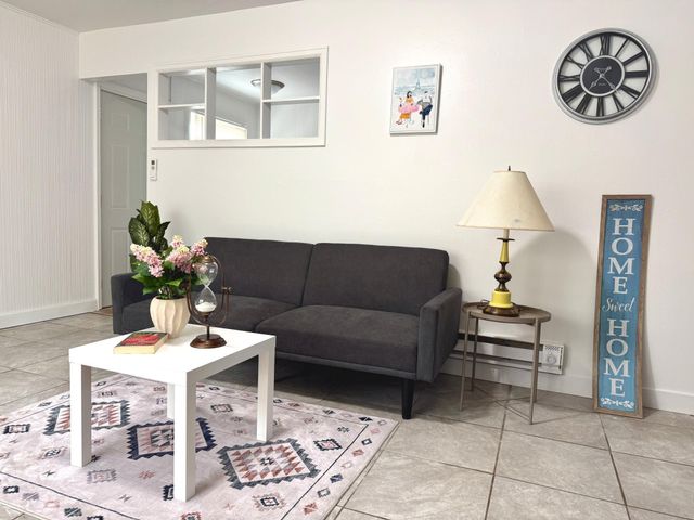 5053 Fremont Avenue N, Minneapolis, MN 55430