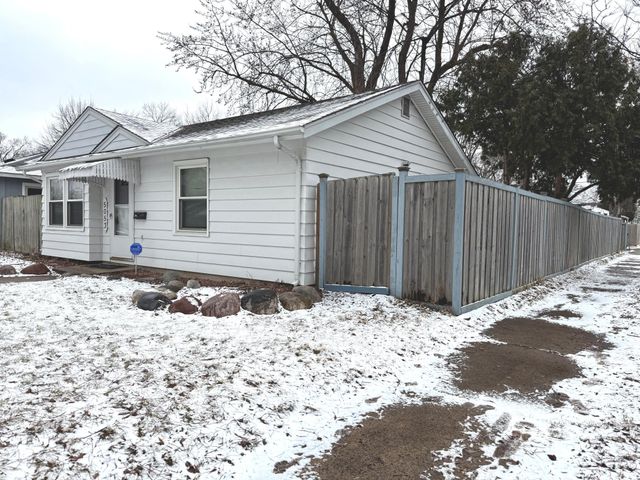 5053 Fremont Avenue N, Minneapolis, MN 55430