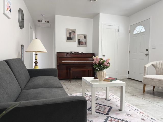 5053 Fremont Avenue N, Minneapolis, MN 55430