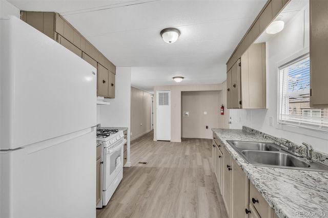 9850 Federal Blvd Boulevard, Federal Heights, CO 80260