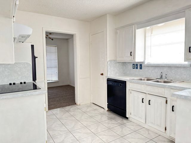 2301 Claridge Circle, Plano, TX 75075