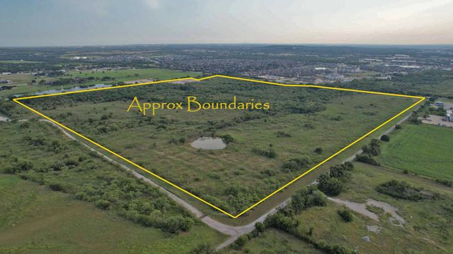 1565 SW Hulen Street, Burleson, TX 76028