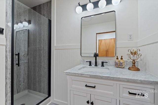 1810 N Maple Grove, Boise, ID 83704