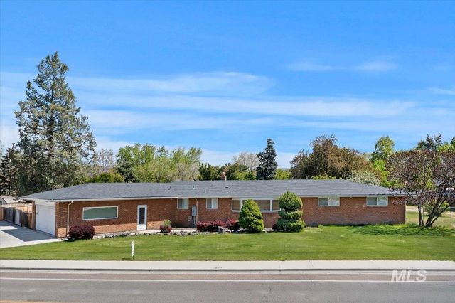 1810 N Maple Grove, Boise, ID 83704