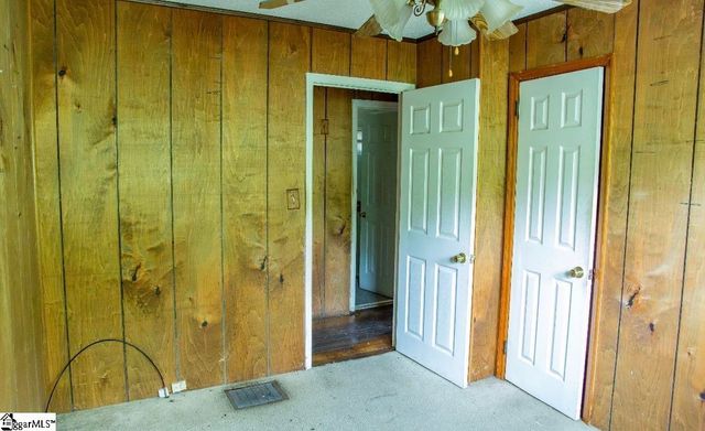 2014 Center Street, Spartanburg, SC 29303