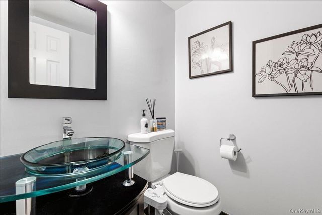 50 Dekalb Avenue N2, White Plains, NY 10605