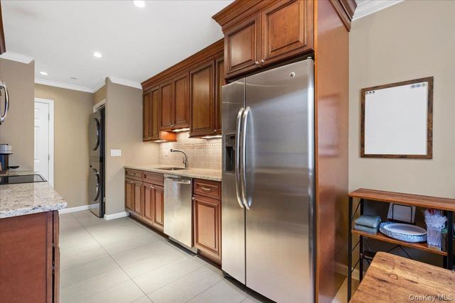 50 Dekalb Avenue N2, White Plains, NY 10605