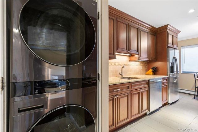 50 Dekalb Avenue N2, White Plains, NY 10605