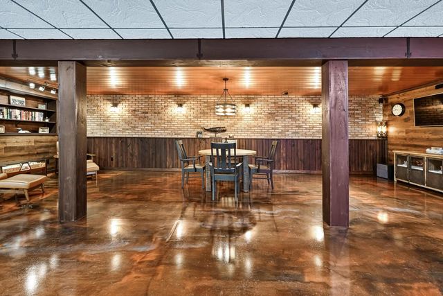 N65W15789 Fox Meadow DRIVE, Menomonee Falls, WI 53051