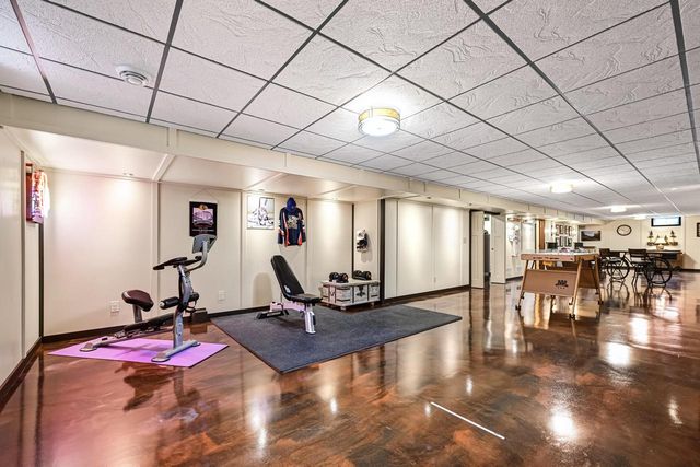 N65W15789 Fox Meadow DRIVE, Menomonee Falls, WI 53051