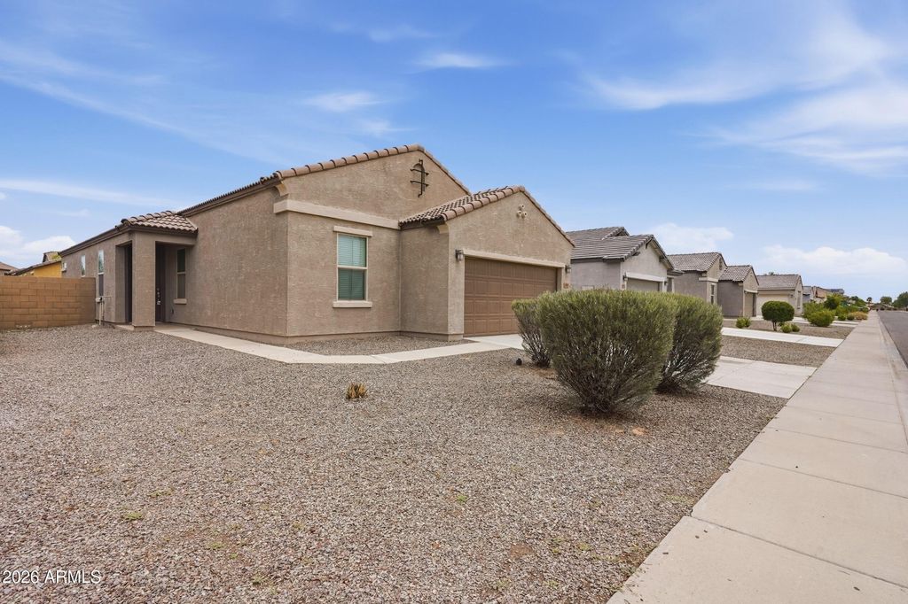820 W NOVA Place, Casa Grande, AZ 85122 — photo 2