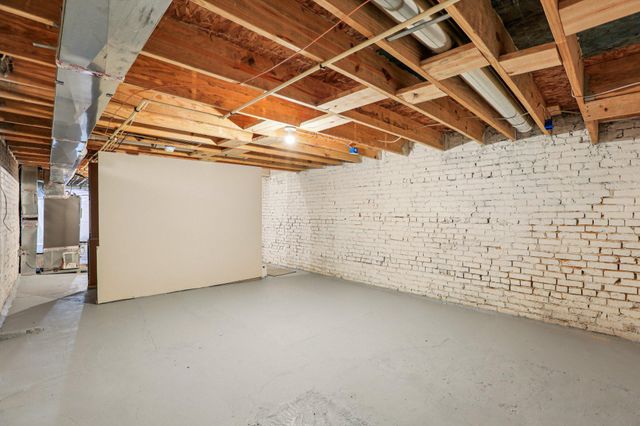 1602 N BOND ST, Baltimore, MD 21213