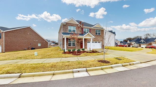2041 Elk Springs Dr, Hermitage, TN 37076