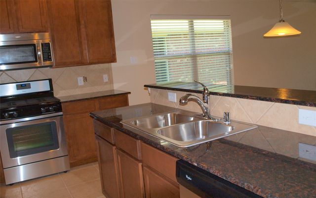 2209 Sun Creek Drive, Little Elm, TX 75068