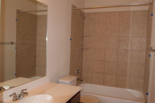 2209 Sun Creek Drive, Little Elm, TX 75068