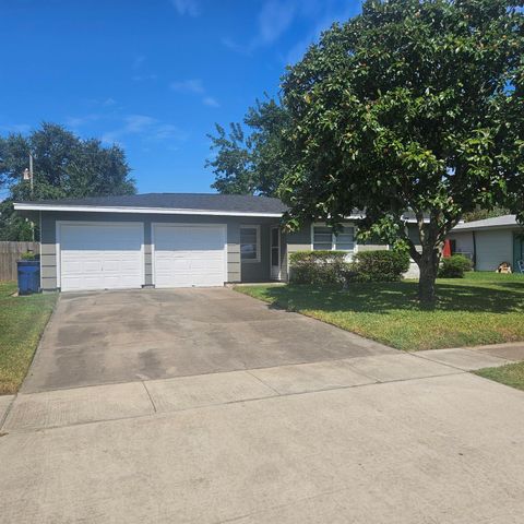 322 24th Avenue N, Texas City, TX 77590