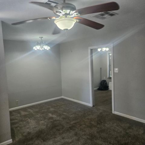 322 24th Avenue N, Texas City, TX 77590