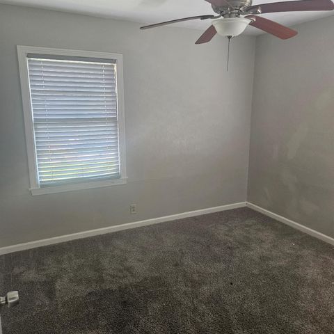 322 24th Avenue N, Texas City, TX 77590